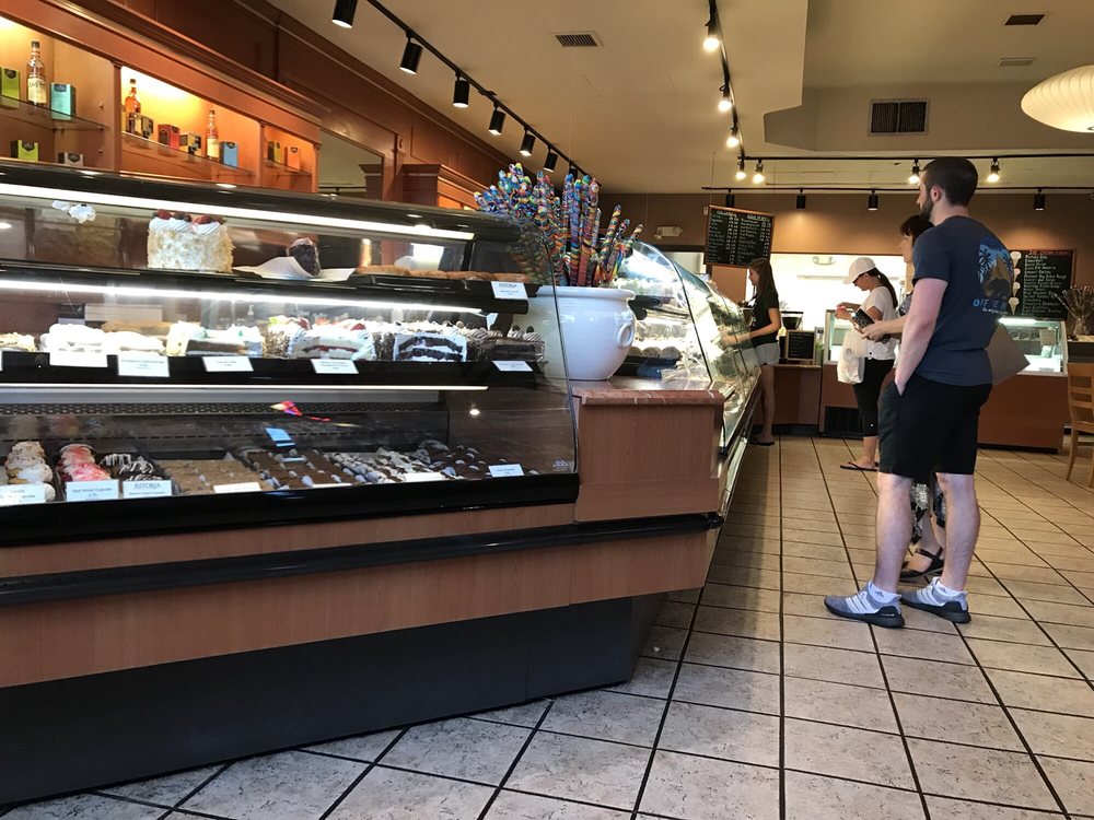 Royal Oak, MI Restaurants Open for Takeout, Curbside Service and/or