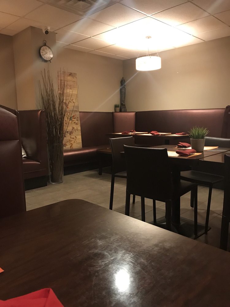 Siam Spicy Thai & Oriental 29838 Woodward Ave, Royal Oak