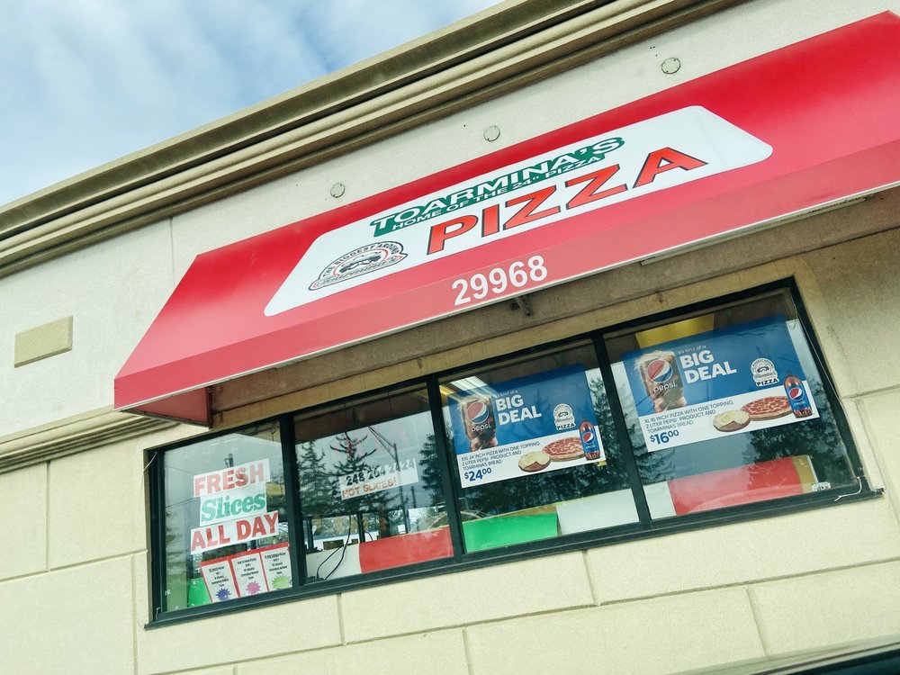 Toarmina's Pizza 29968 Woodward Ave, Royal Oak
