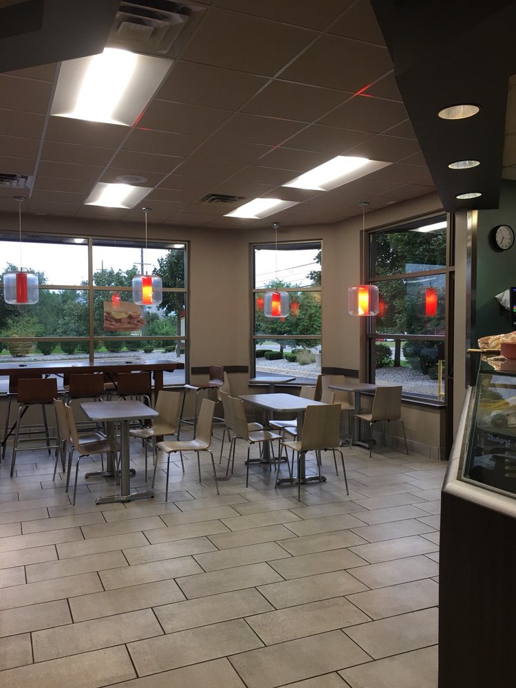 Tim Hortons 25311 Telegraph Rd, Southfield