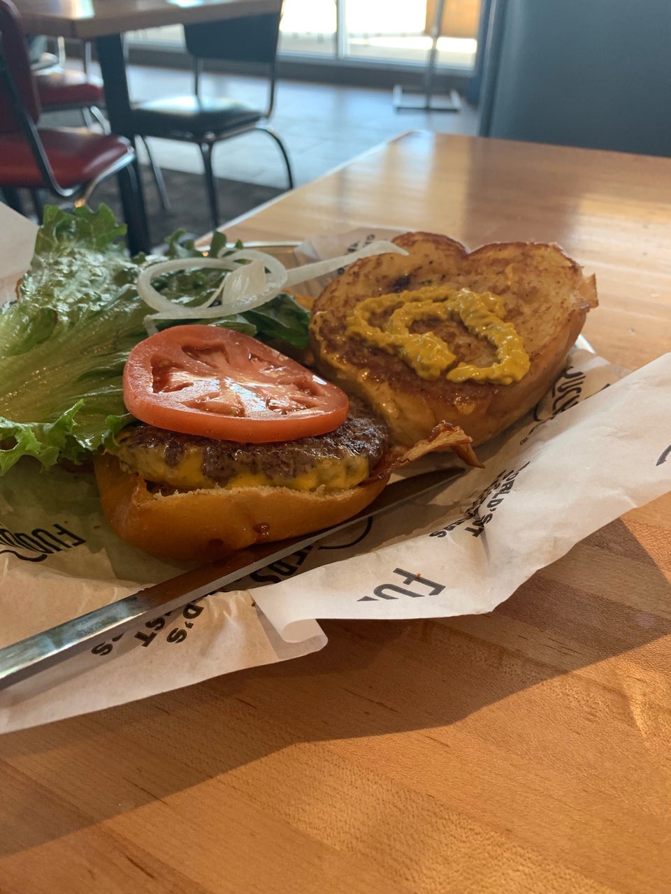 Fuddruckers 25309 Evergreen Rd, Southfield