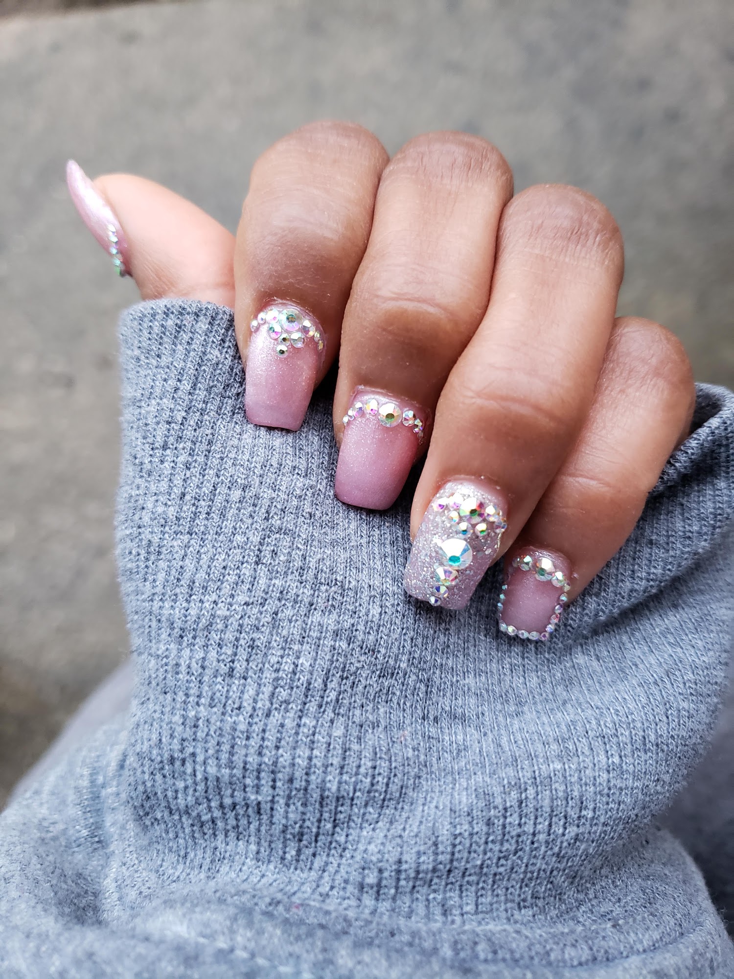 Super Nails