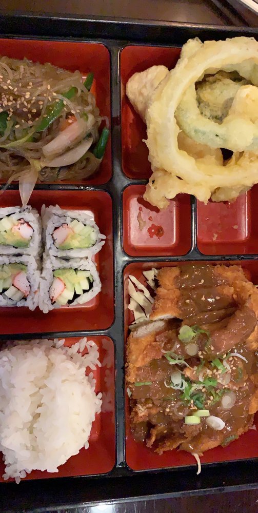 Sapporo Sushi Japanese Restaurant 1913 E Big Beaver Rd, Troy