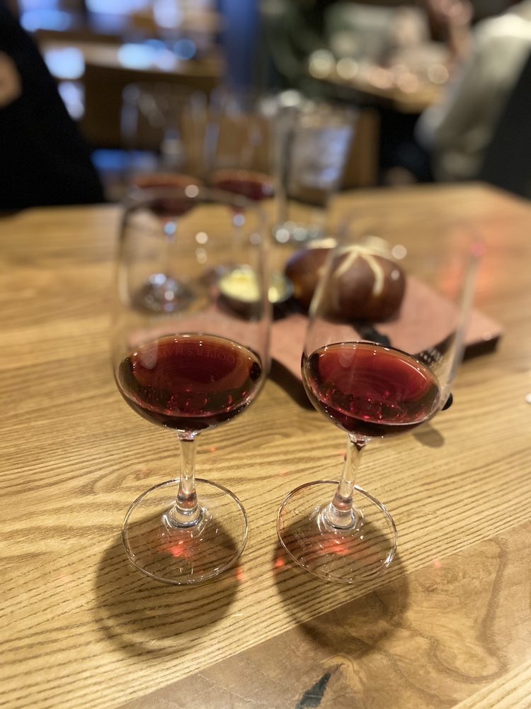 Cooper's Hawk Winery & Restaurant 151 E Big Beaver Rd, Troy