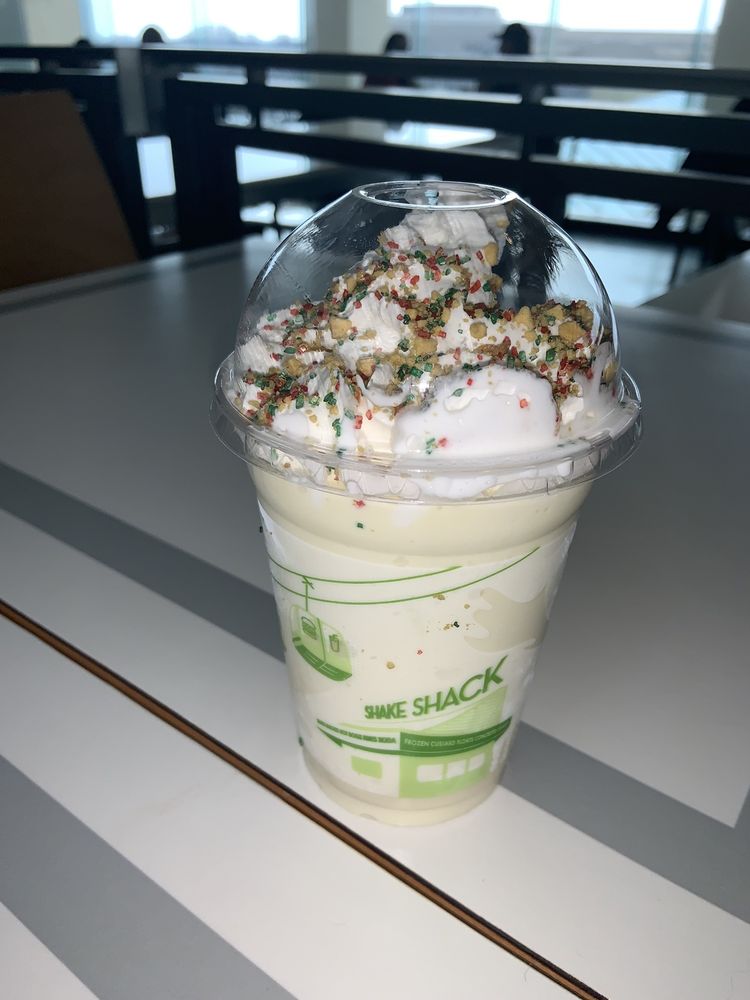 Shake Shack 2800 W Big Beaver Rd Suite X-335, Troy