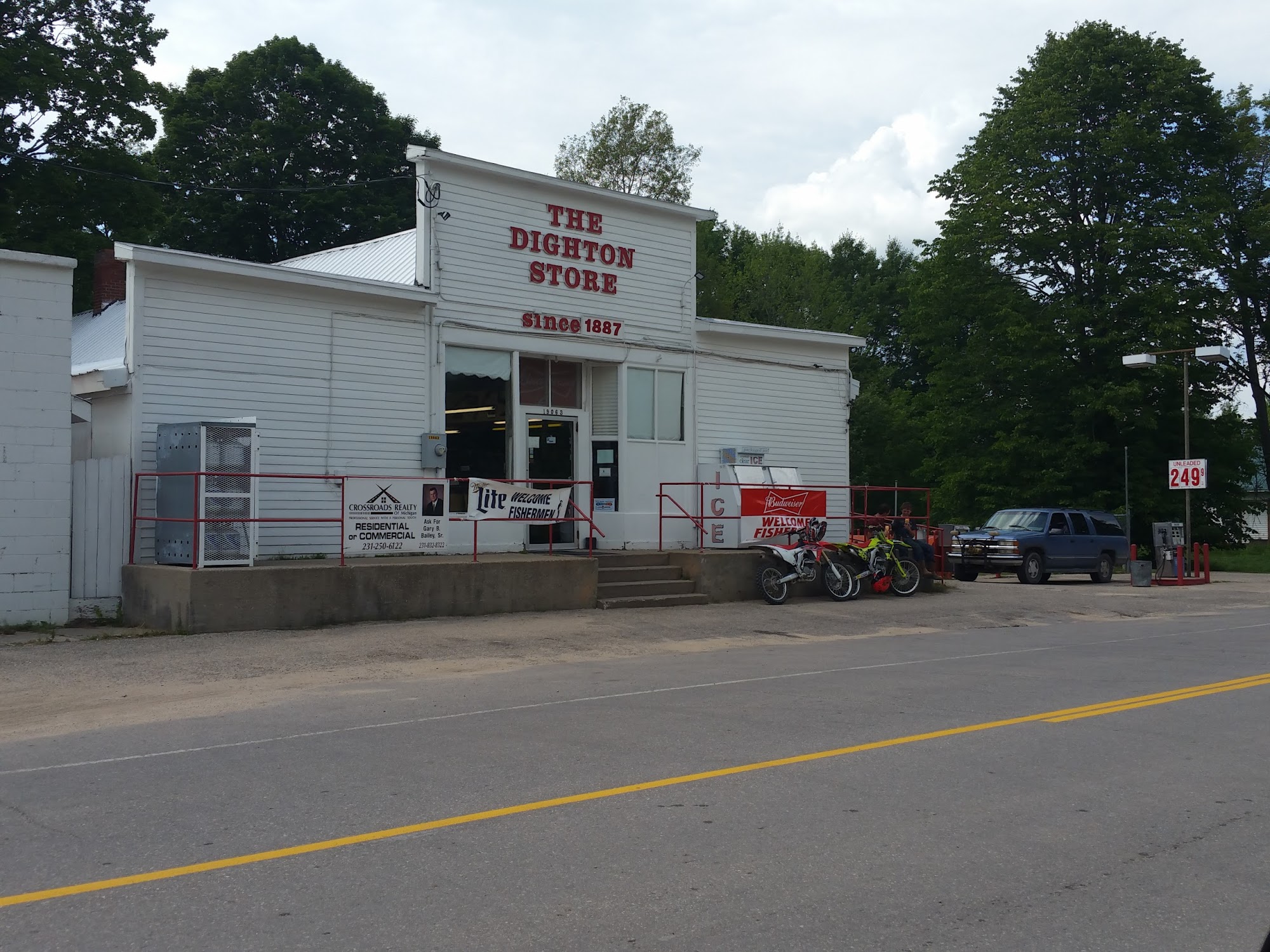 The Dighton General Store
