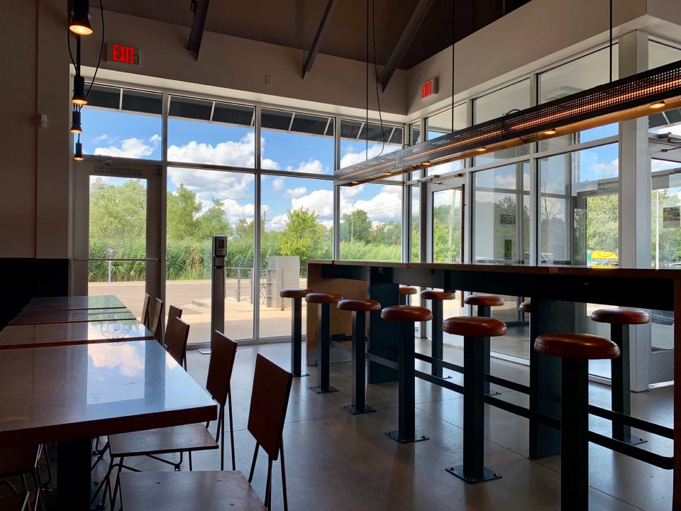 Chipotle Mexican Grill 30229 Mound Rd, Warren