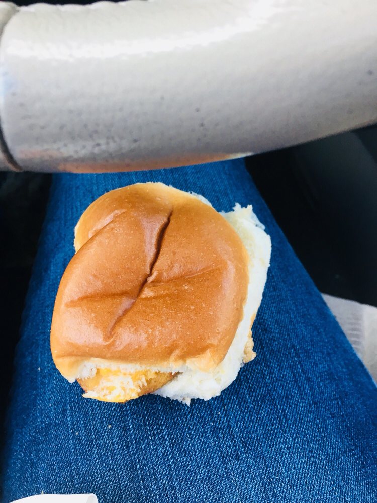 White Castle Universal Shopping Center, 28840 Dequindre Rd, Warren