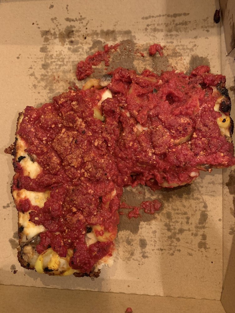 Passport Pizza 15009 13 Mile Rd, Warren