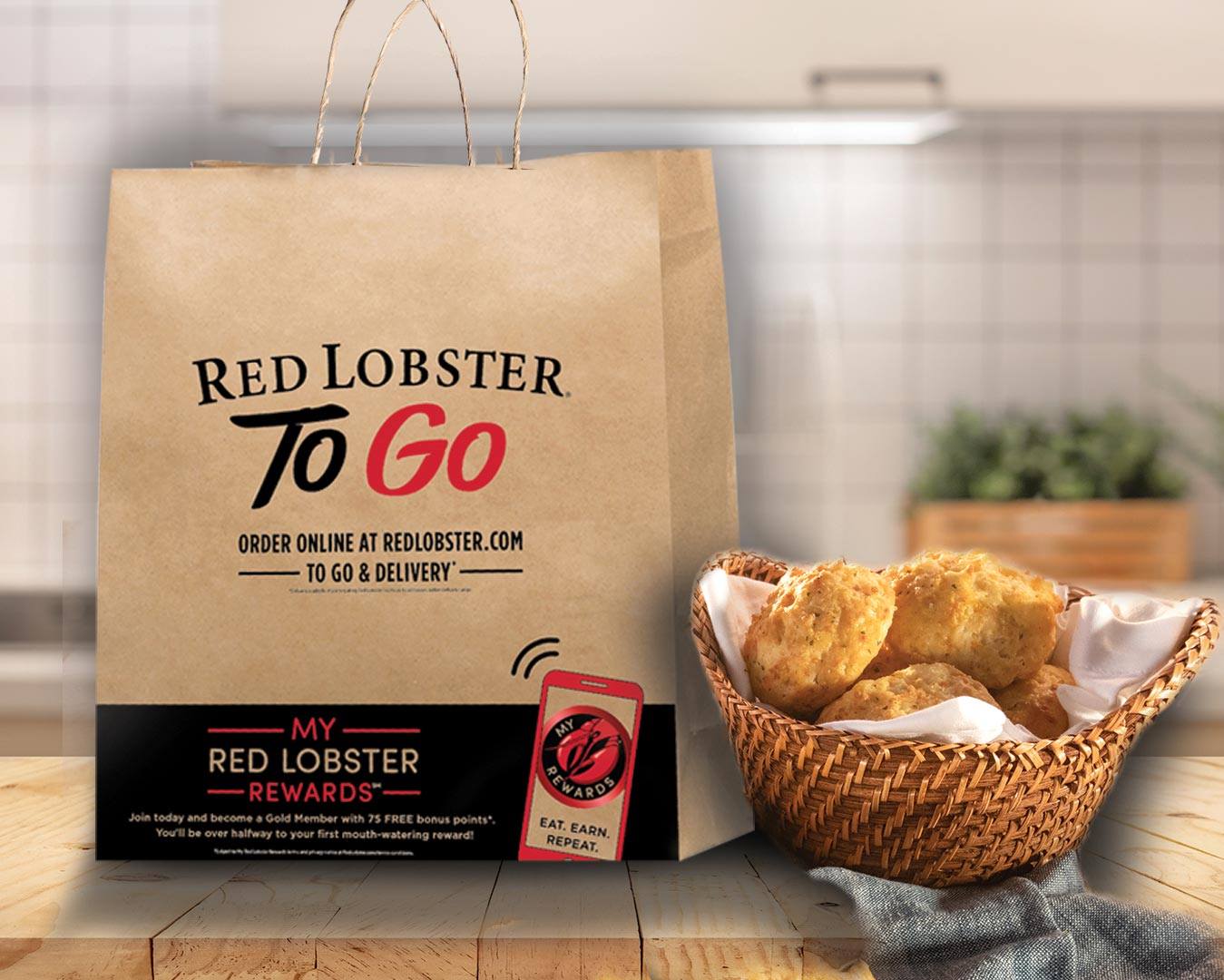 Red Lobster 1951 American Blvd W, Bloomington