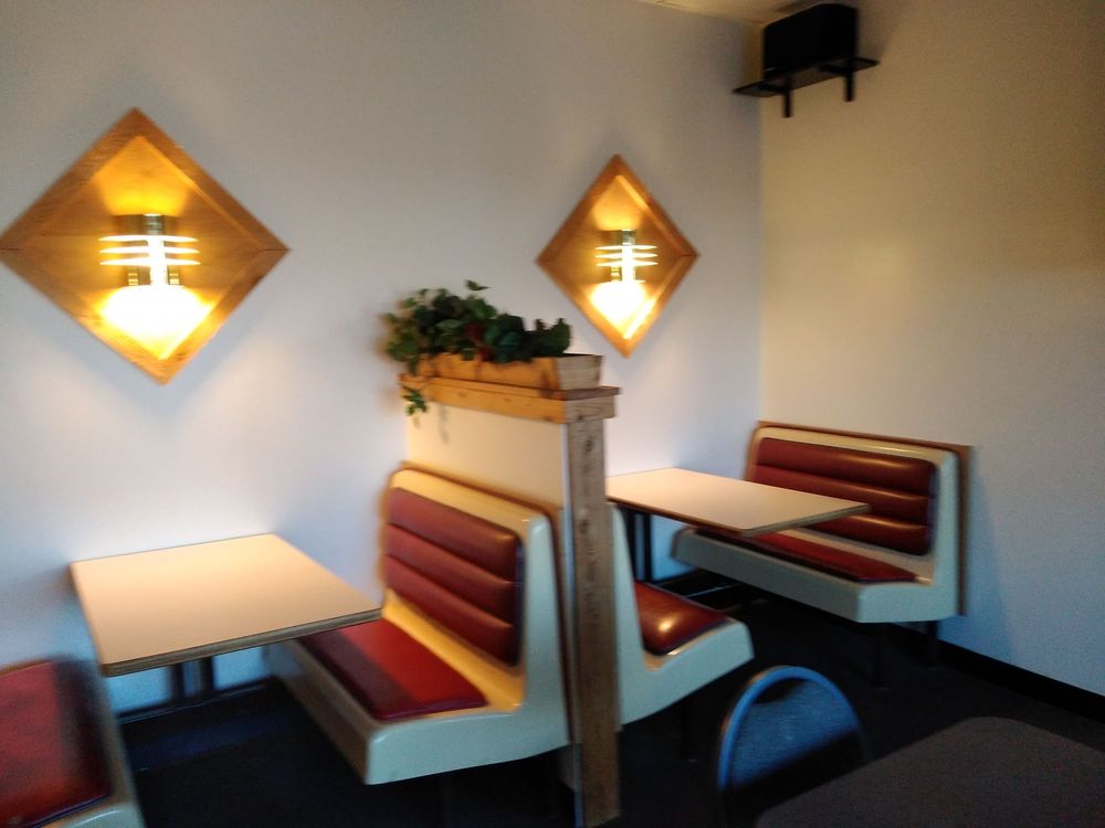 Carbone's Pizza 1834 E Old Shakopee Rd, Bloomington