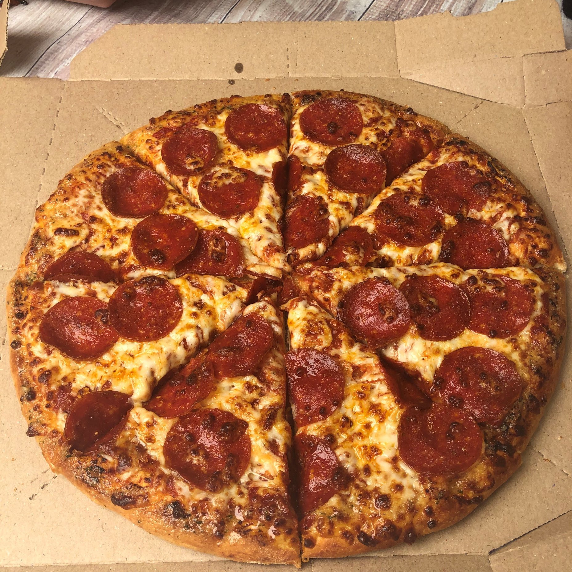 Domino's Pizza 355 Willow Bend, Crystal