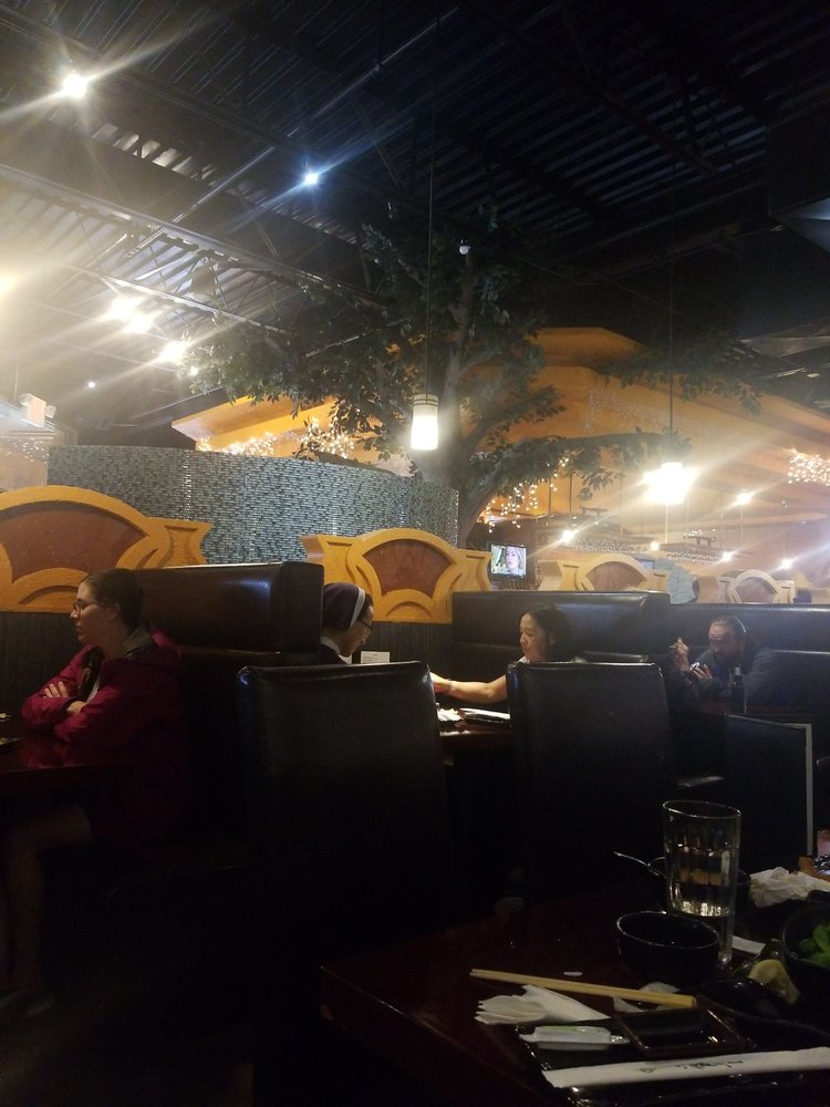 Kyoto Sushi 1250 Town Centre Dr, Eagan