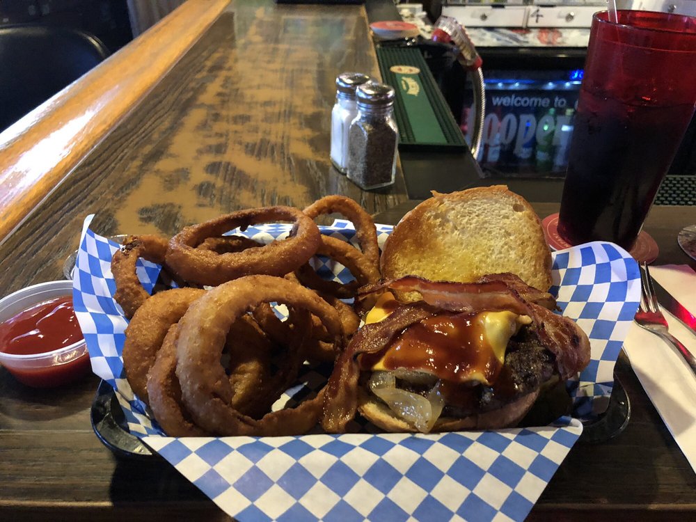 Cooper's Restaurant 4185 S Robert Trail, Eagan