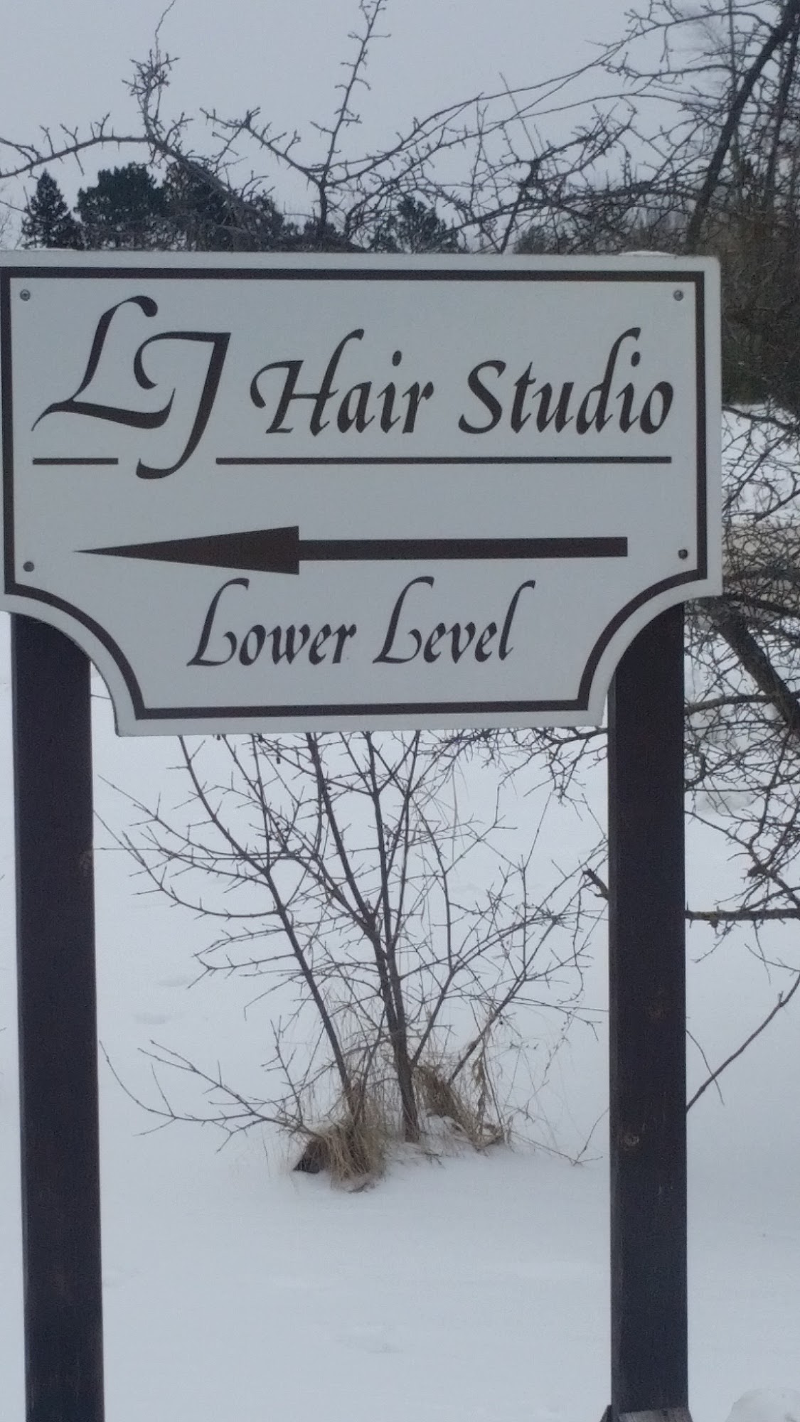 L J Hair Studio