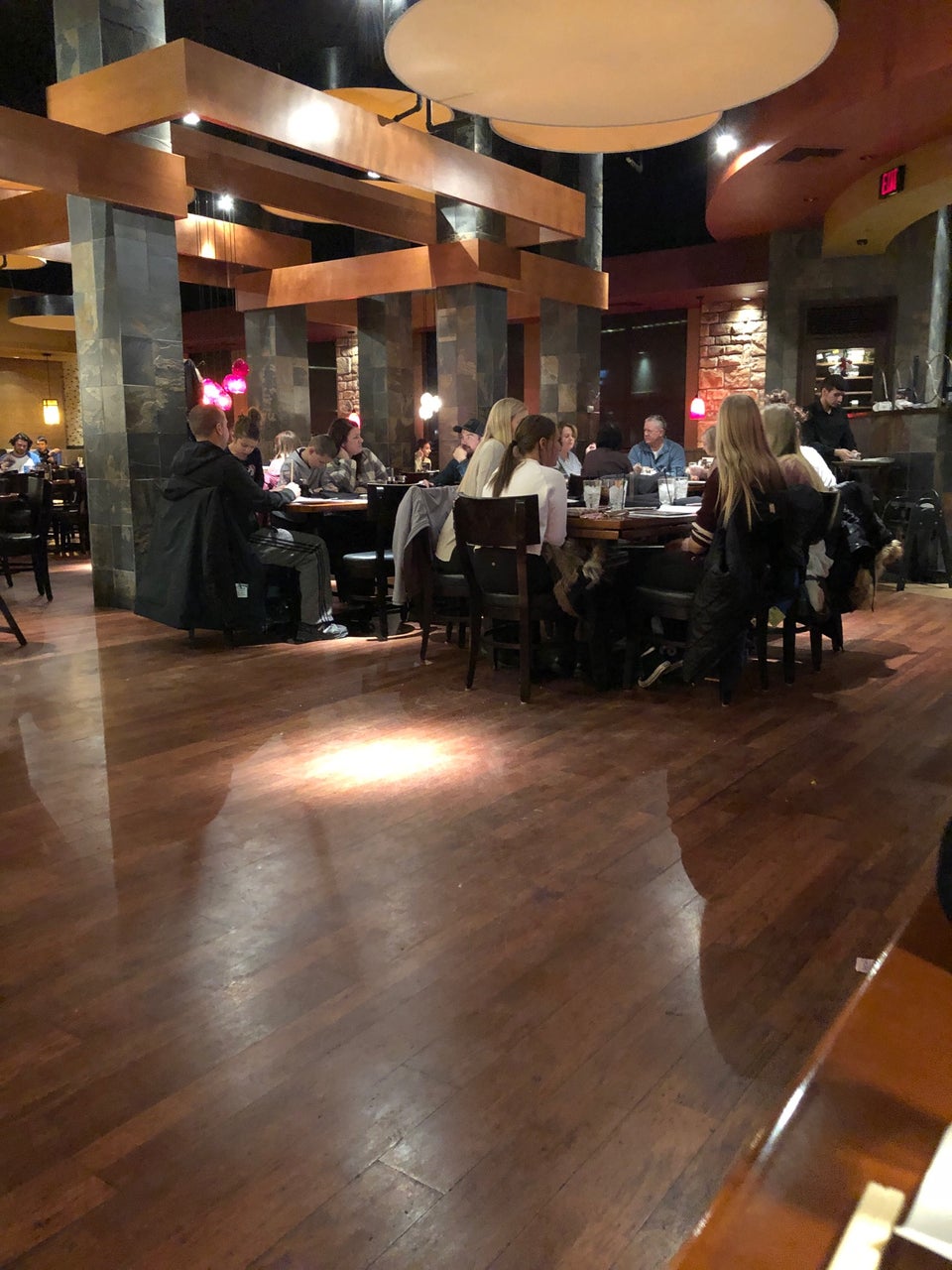 maple grove restaurants with private room