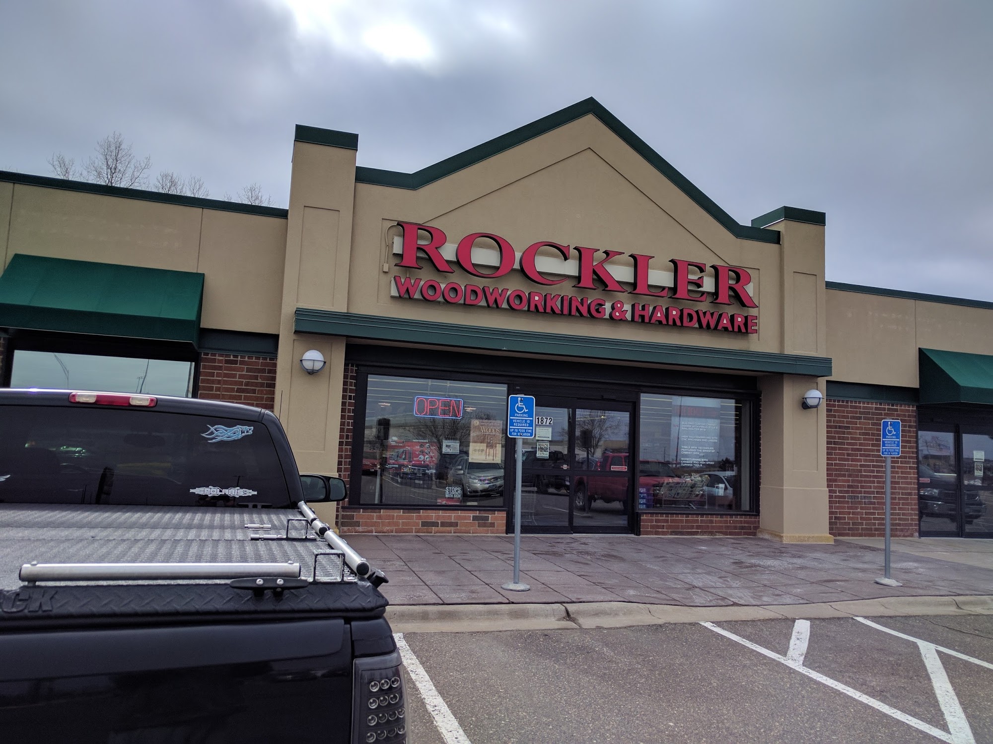Rockler Woodworking and Hardware - Maplewood