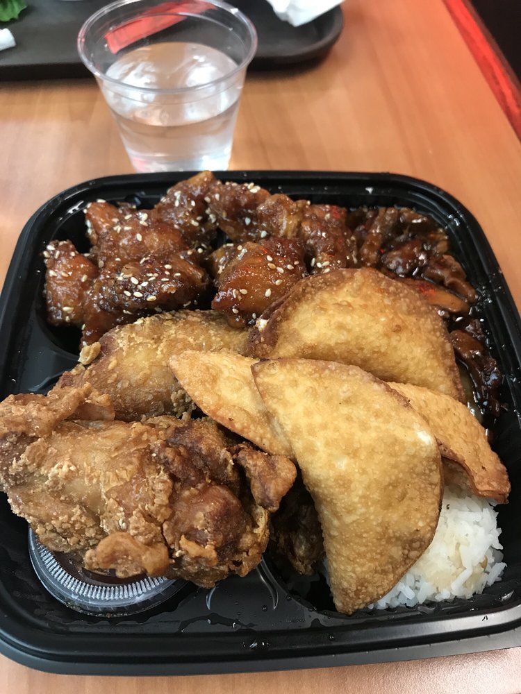 Skyway Wok 250 2nd Ave S, Minneapolis