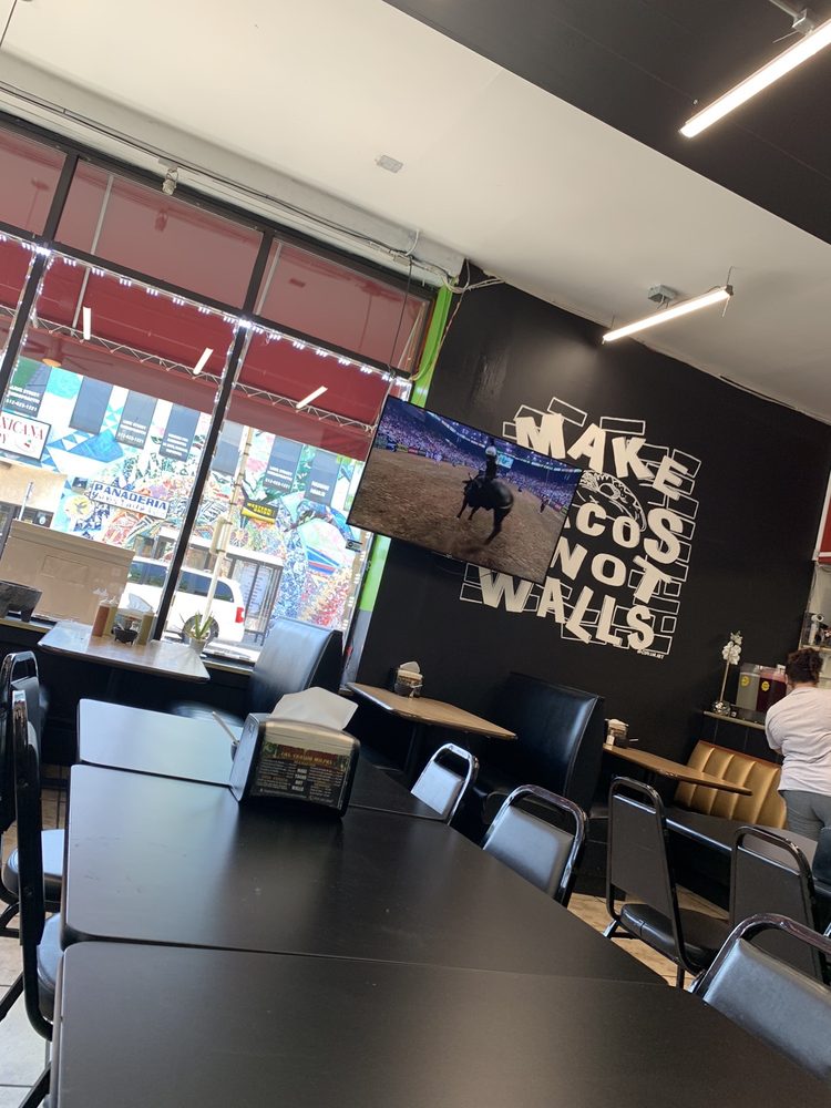 Taqueria y birrieria las cuatro milpas 1526 E Lake St, Minneapolis