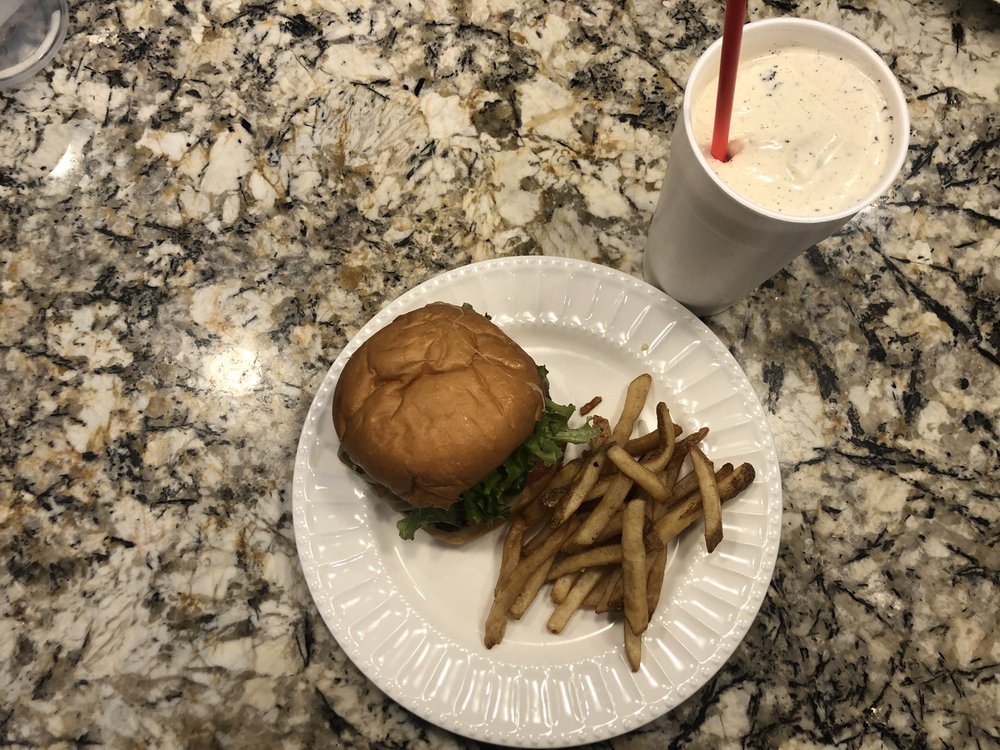 Snuffy's Malt Shop 17519 Minnetonka Blvd, Minnetonka