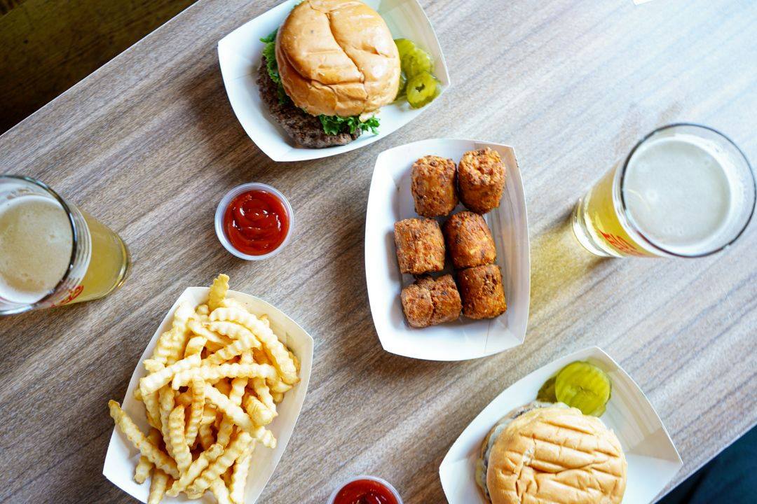 Sandy's Tavern 6612 Penn Ave S, Richfield