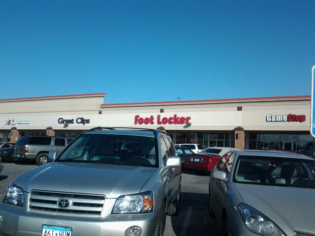 Foot Locker Saint Paul