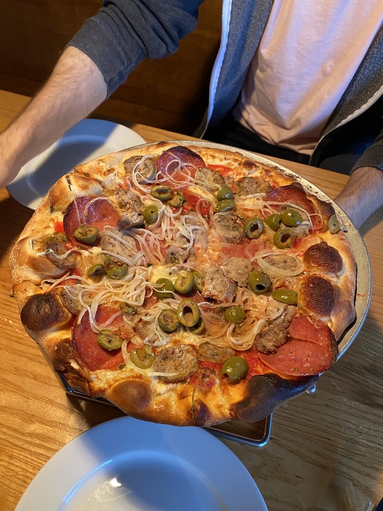 Black Sheep Coal Fired Pizza 512 Robert St N, St Paul