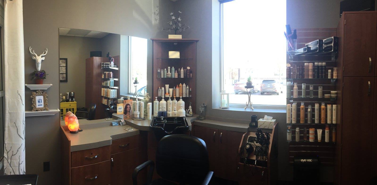 Sola Salon 688 Hague Ave, St Paul