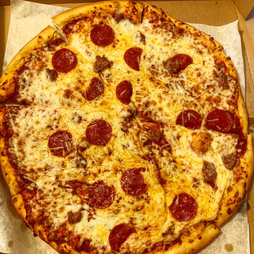 Tommie's Pizza 1556 Selby Ave, St Paul