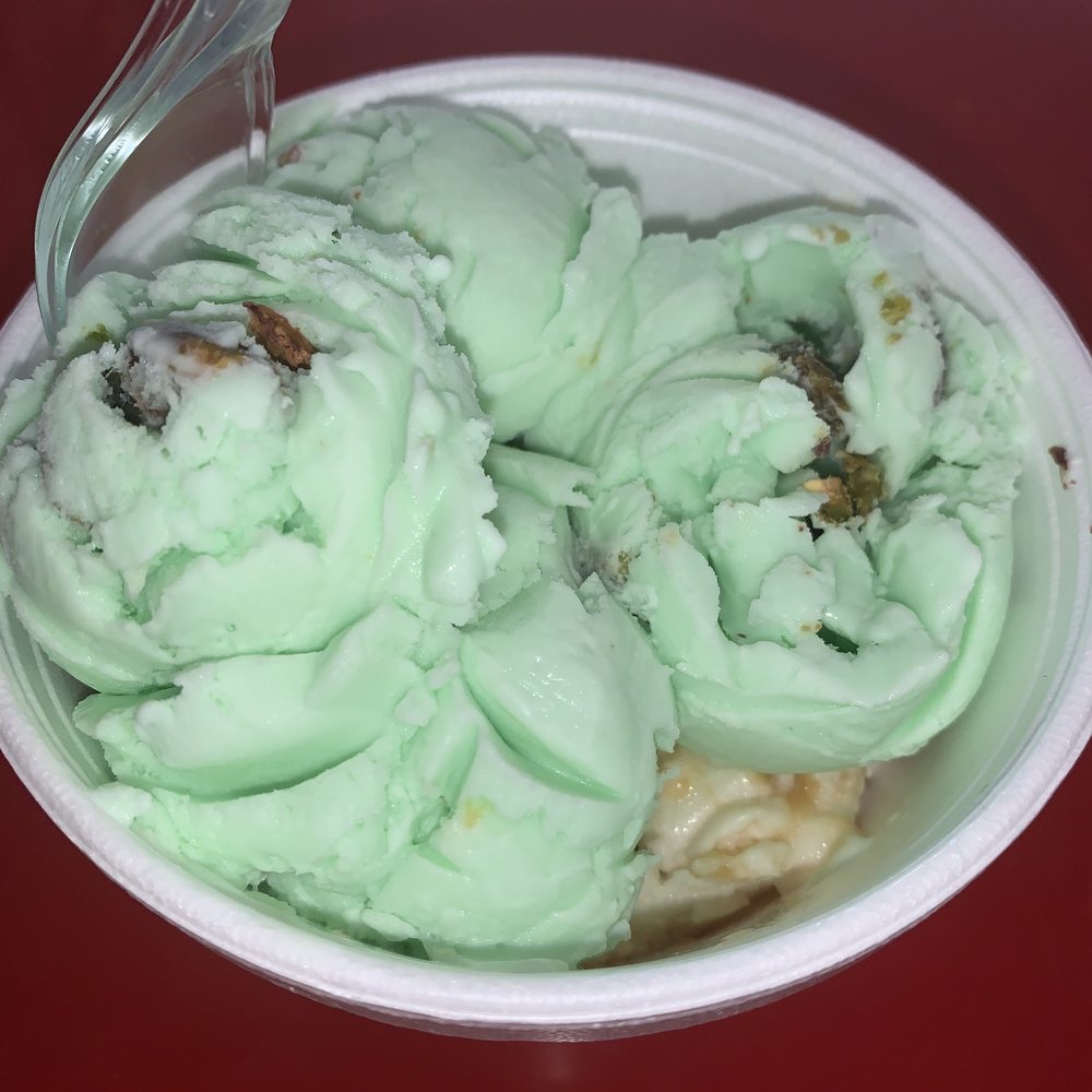 2 Scoops Ice Cream Eatery 921 Selby Ave, St Paul