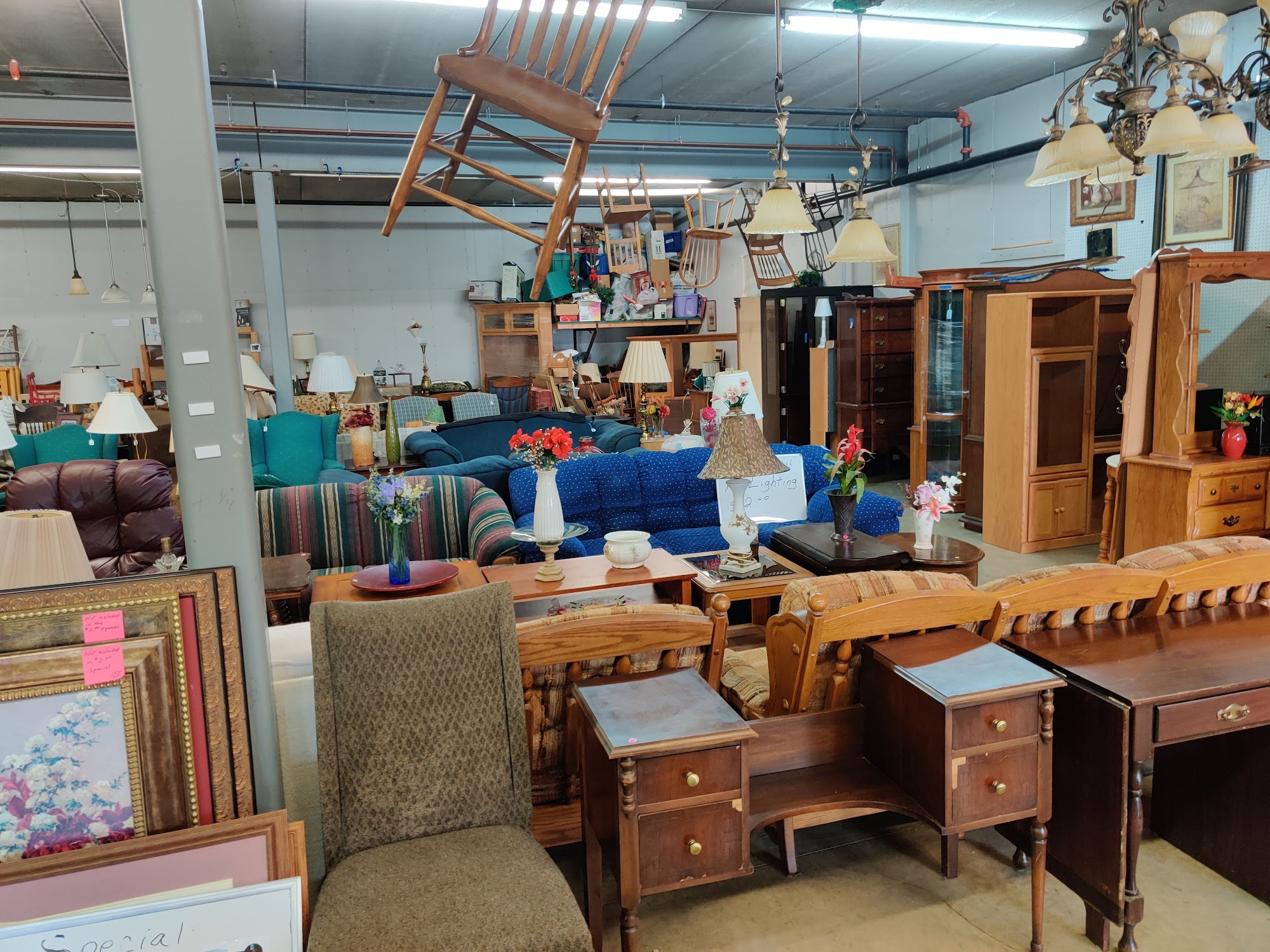 FRESHWATER FURNITURE DEPOT - Waconia MN - Hours, Directions, Reviews -  Loc8NearMe