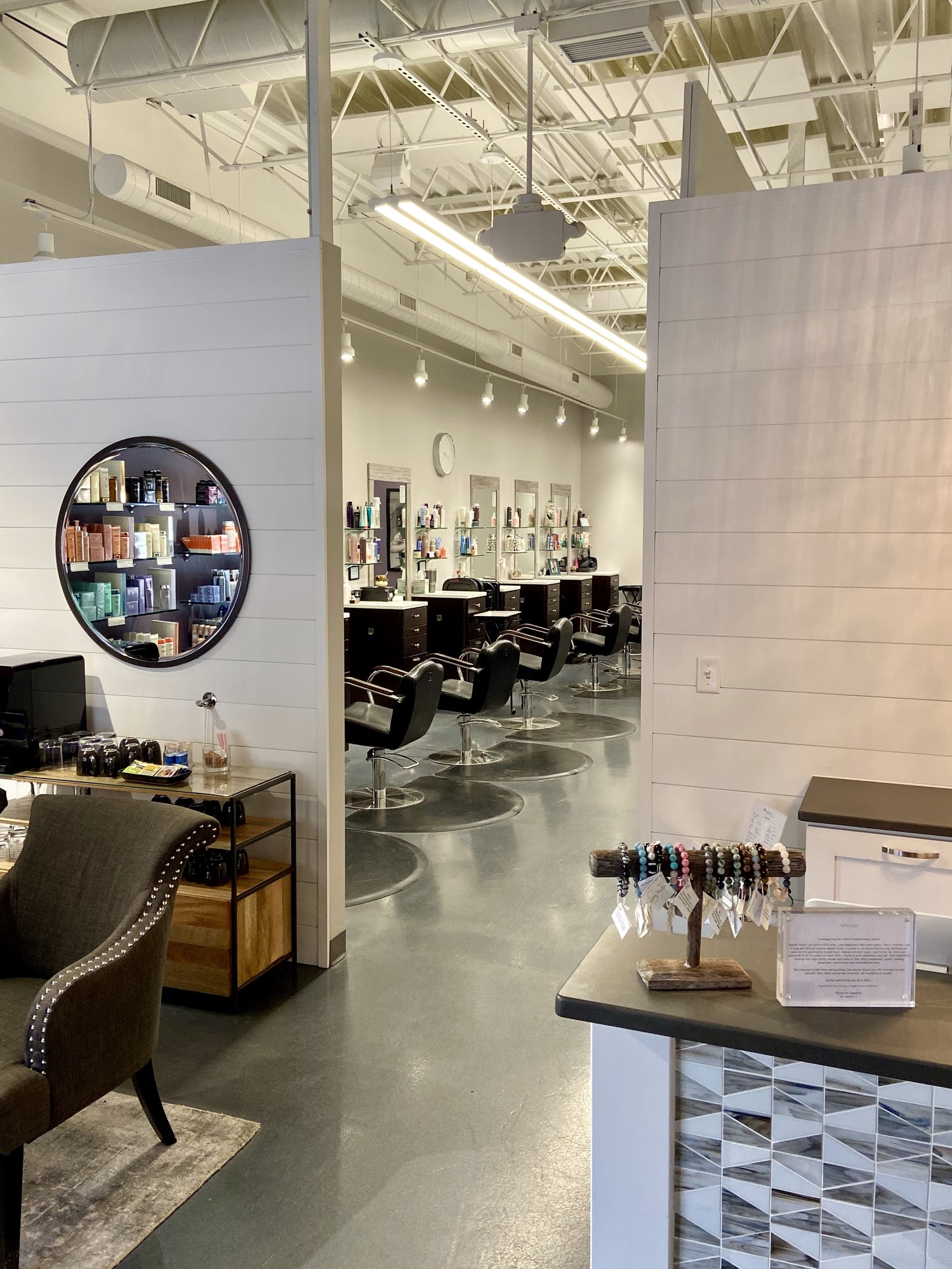 Lavish Salon Wayzata