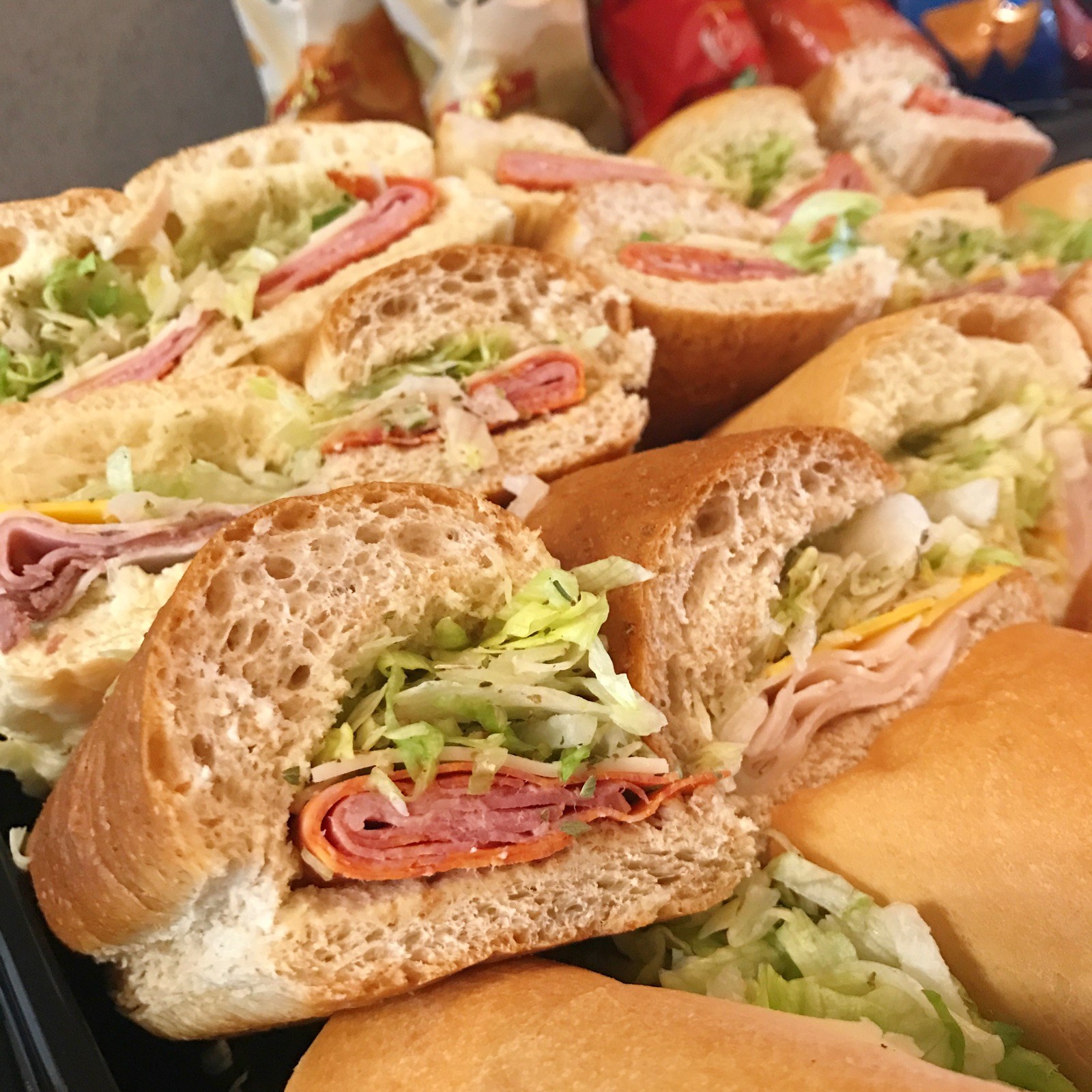 Blue Springs, MO Restaurants Open for Takeout, Curbside Service and/or