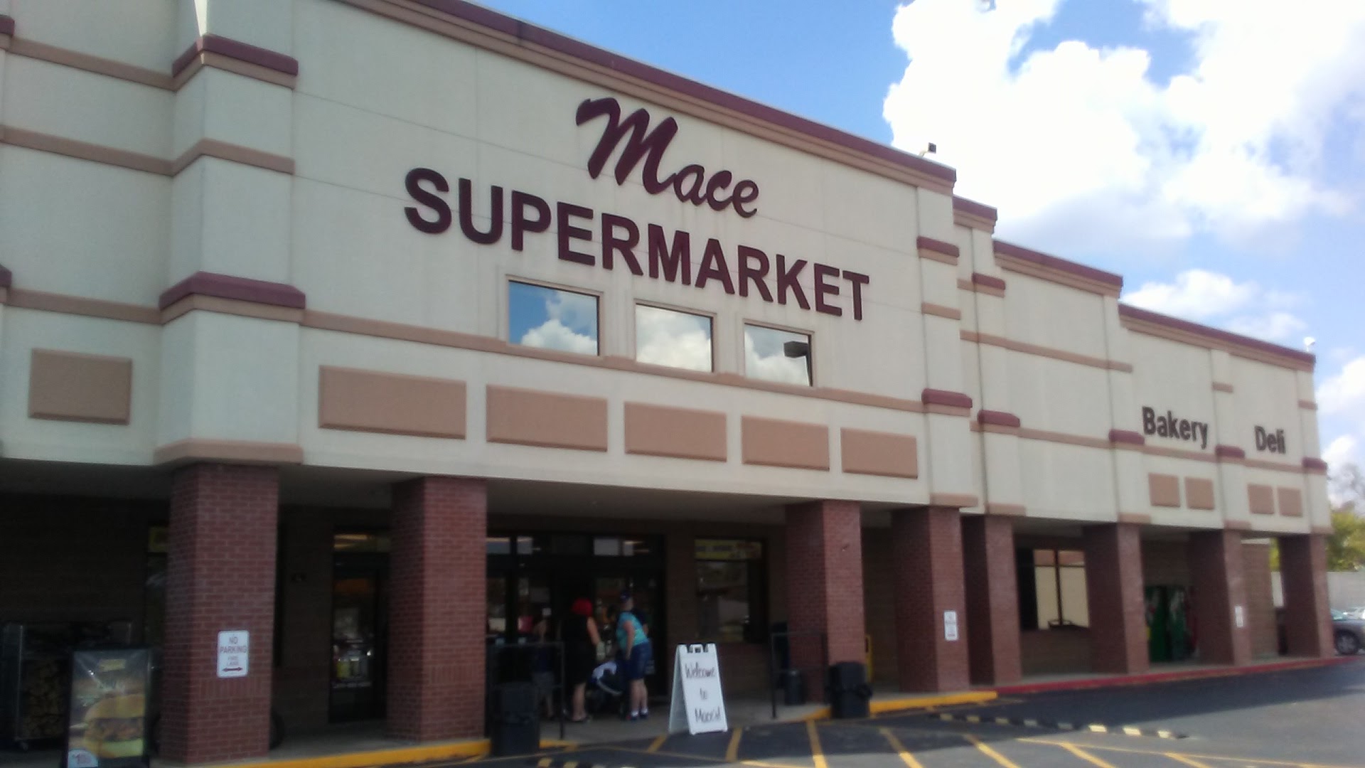 Mace Supermarket