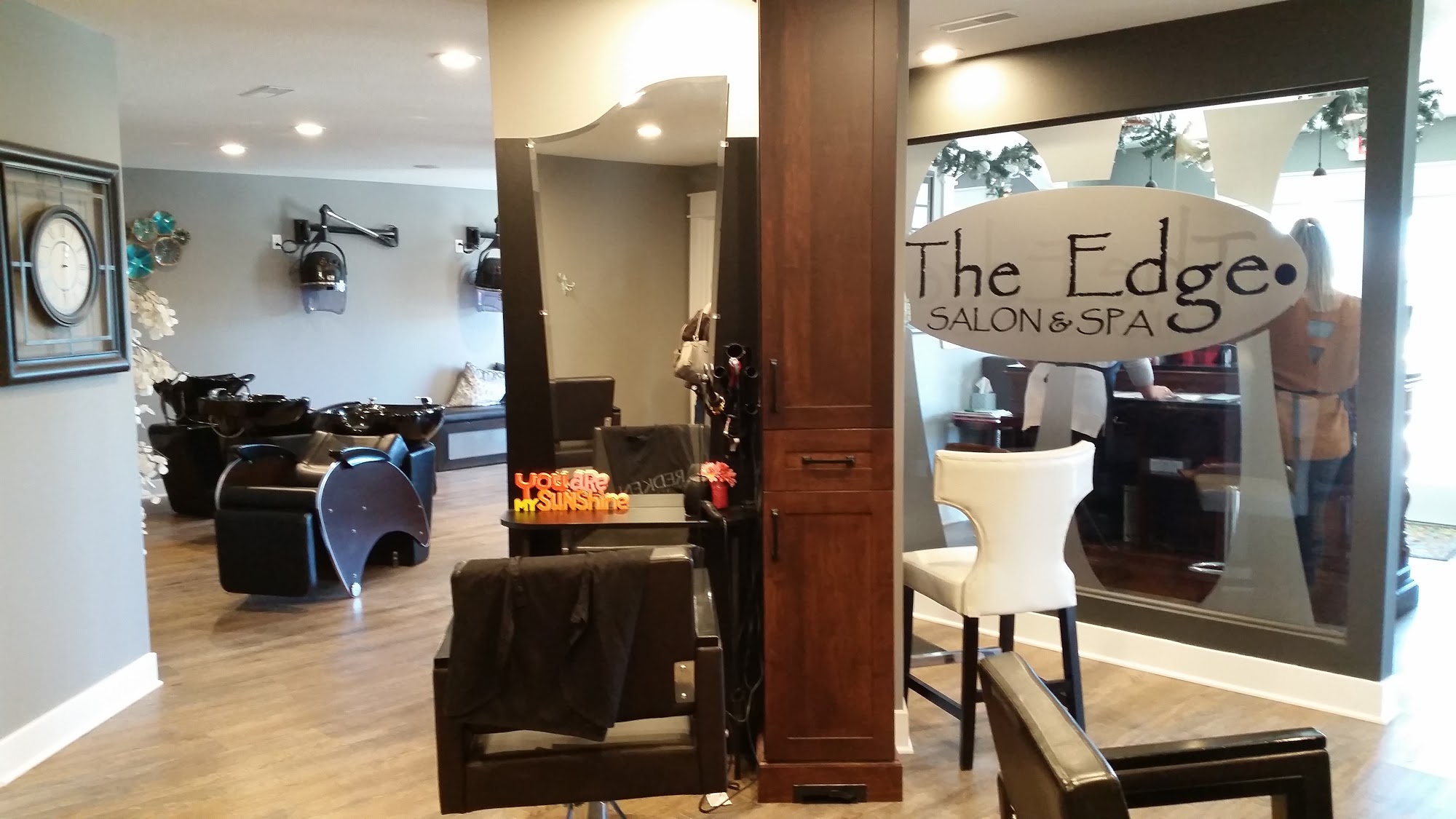 The Edge Salon & Spa
