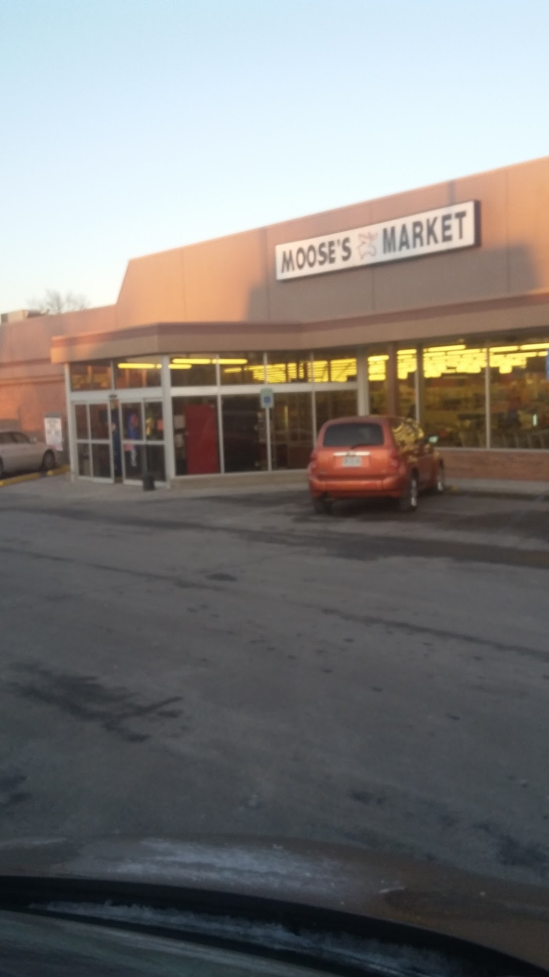 Moose's Market