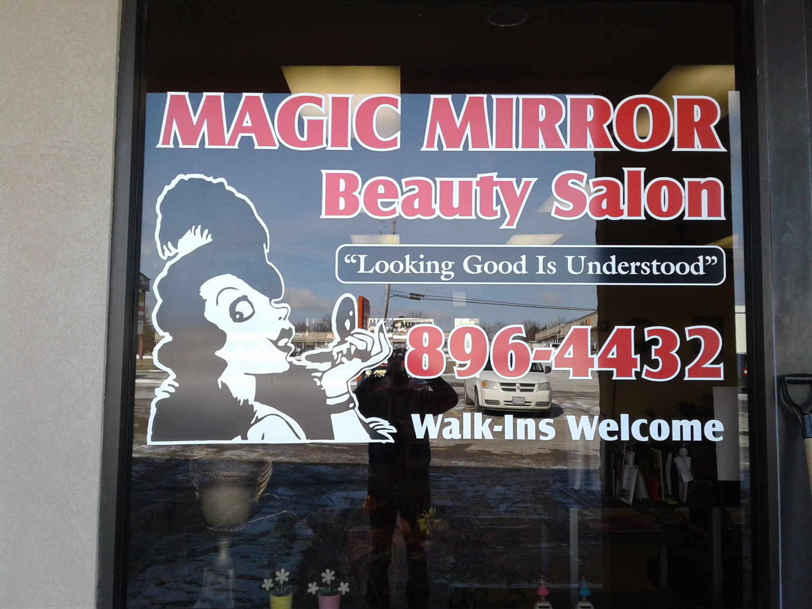 Magic Mirror Beauty Salon