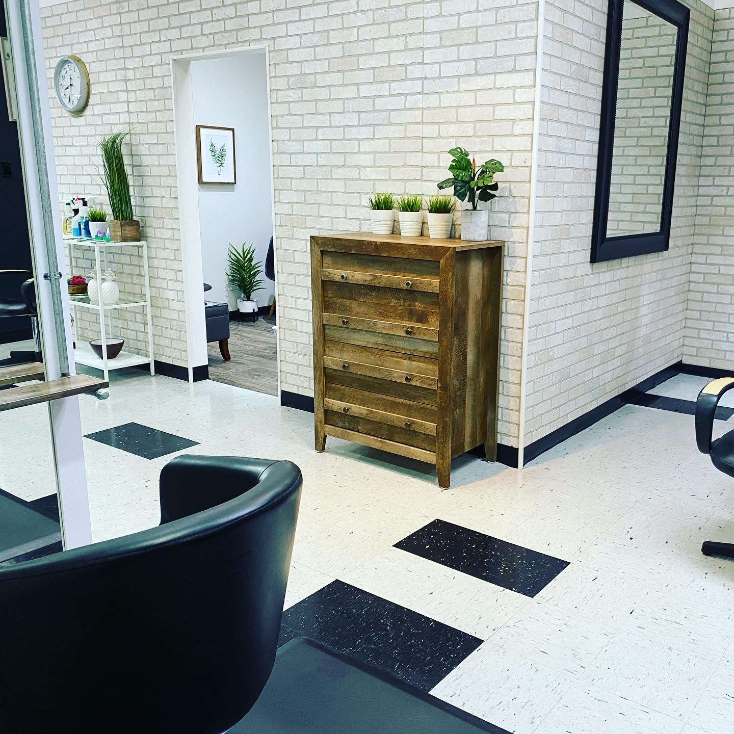 Bloom Salon & Studio