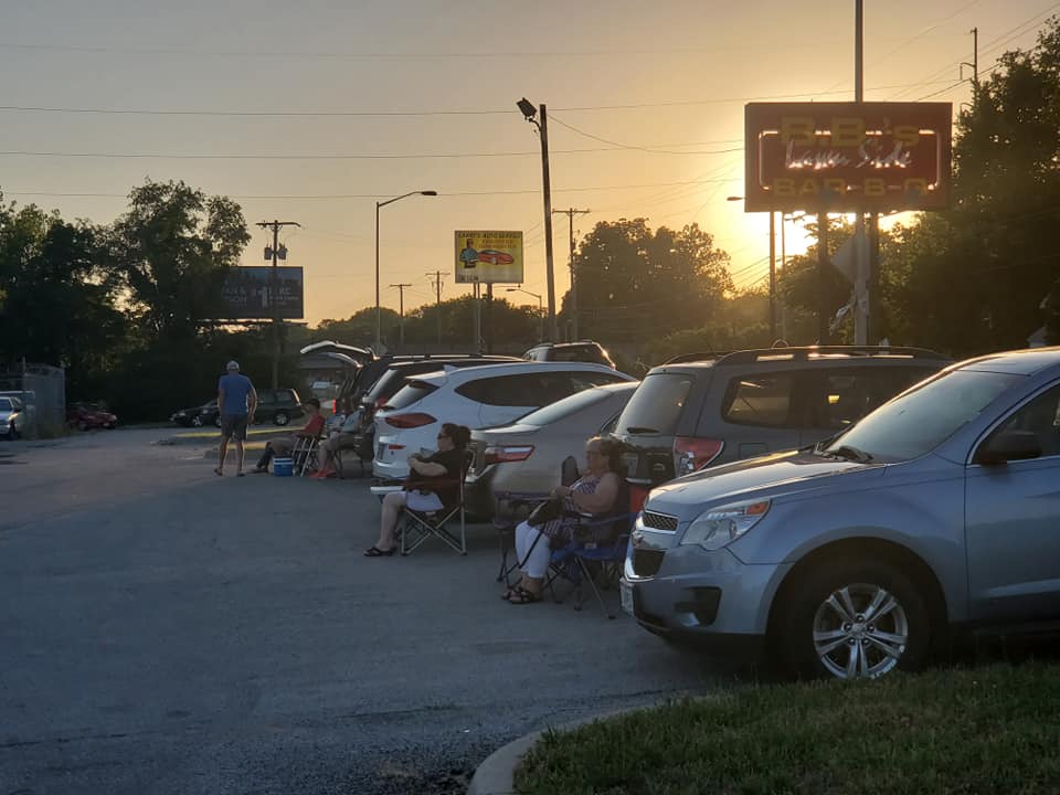 B.B.'s Lawnside BBQ 1205 E 85th St, Kansas City