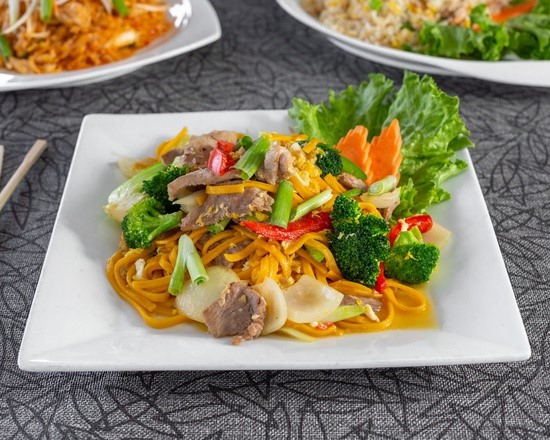 Thai House Restaurant 9938 Holmes Rd, Kansas City