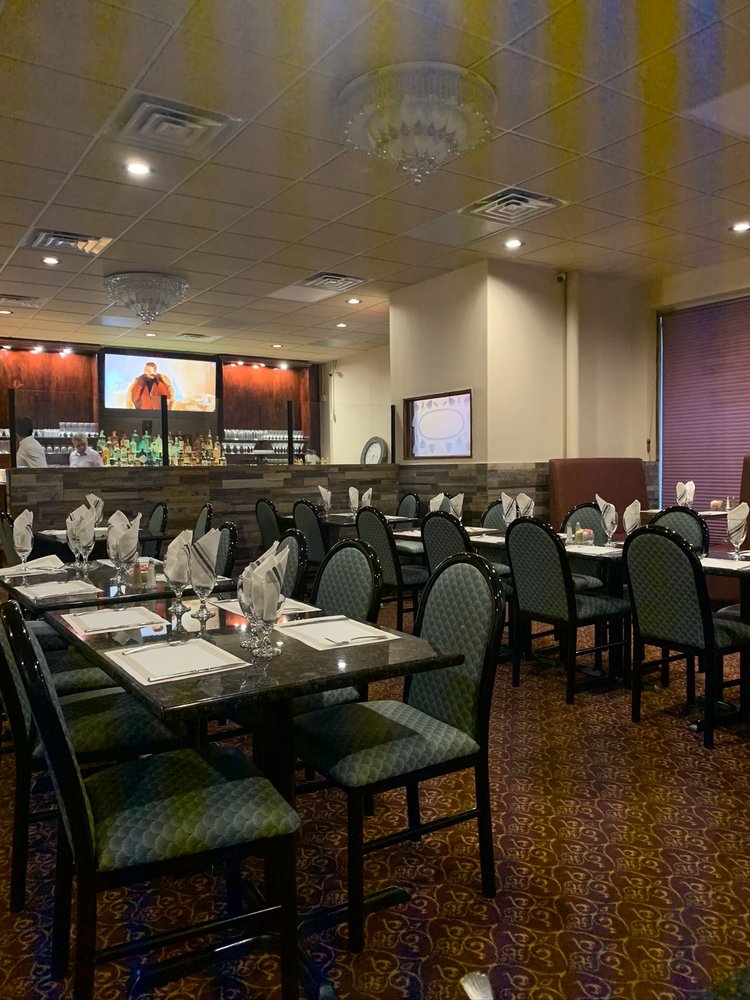 Taj Mahal Authentic Cuisine of india 7521 Wornall Rd, Kansas City