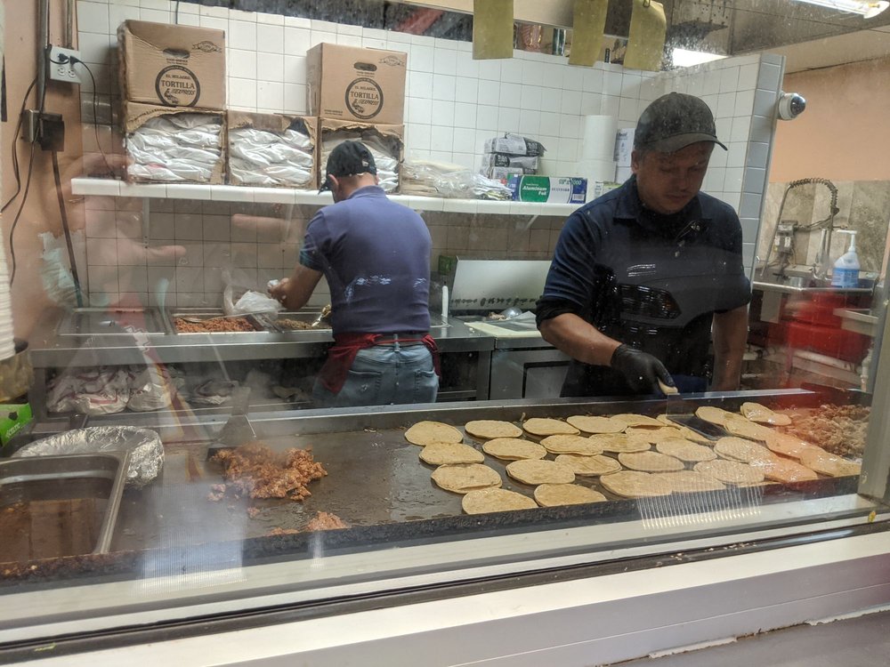 Tacos El Güero 6100 St John Ave, Kansas City