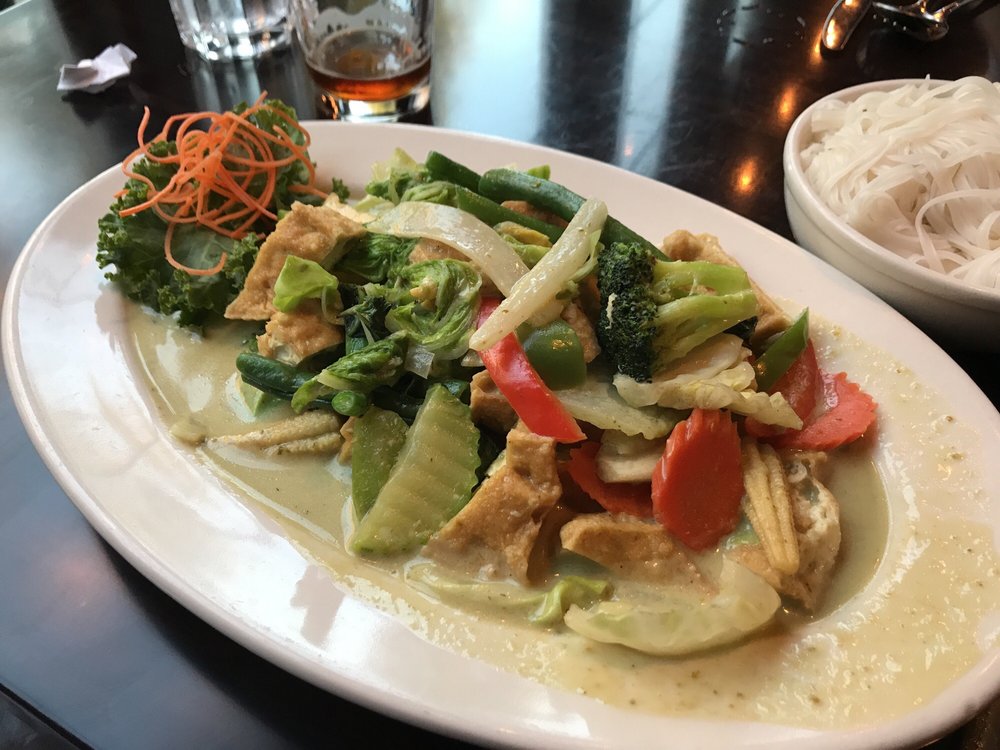 Sweet Siam Thai and Sushi Restaurant 4130 Pennsylvania Ave, Kansas City