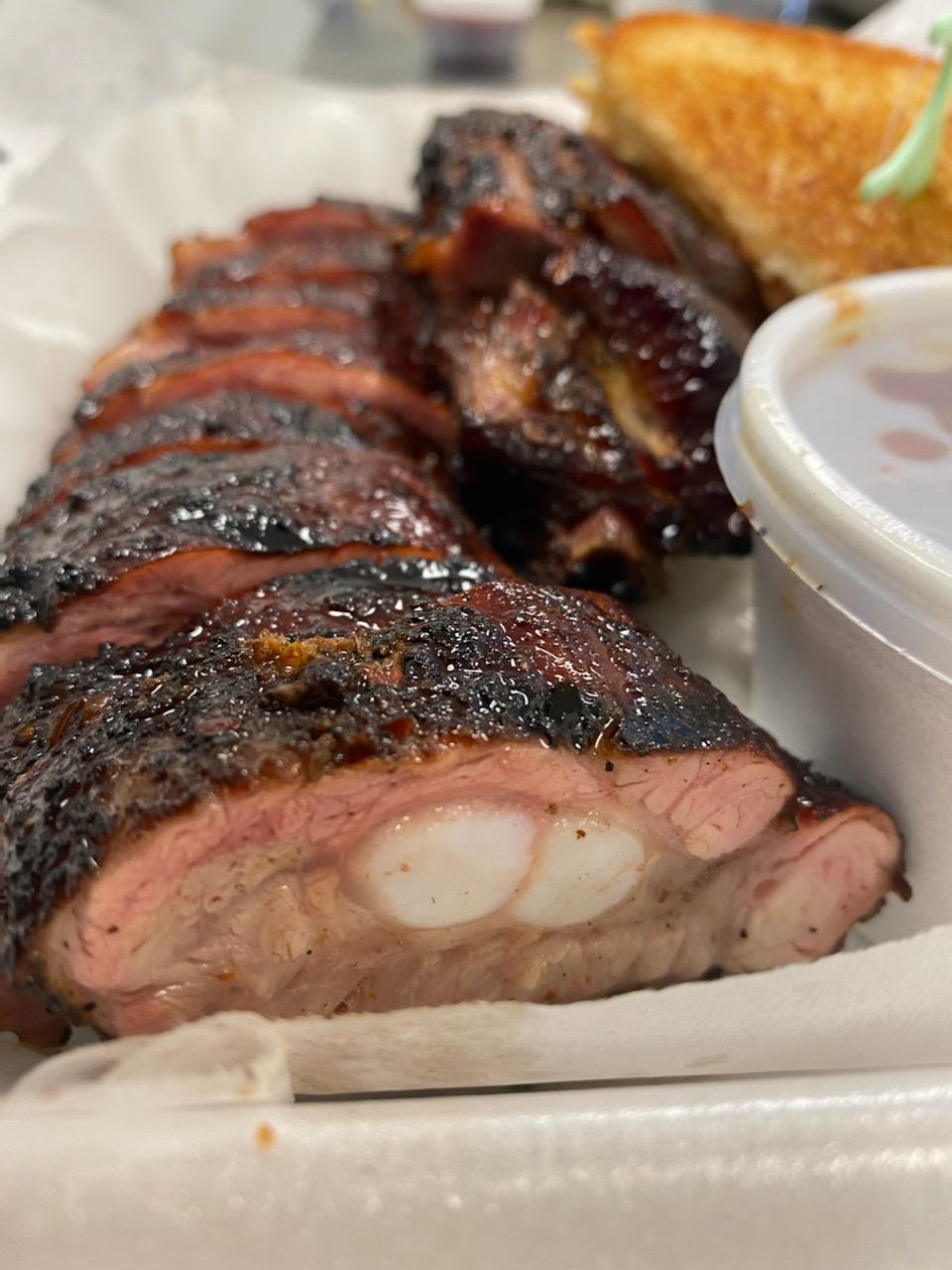 Back Porch Bar-B-Q 1620 SE Blue Pkwy, Lee's Summit