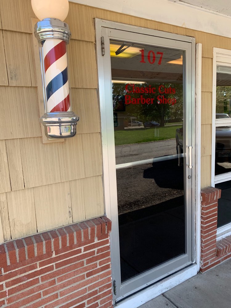 Classic Cuts Barbershop 938 S Main St #107, Maryville Missouri 64468