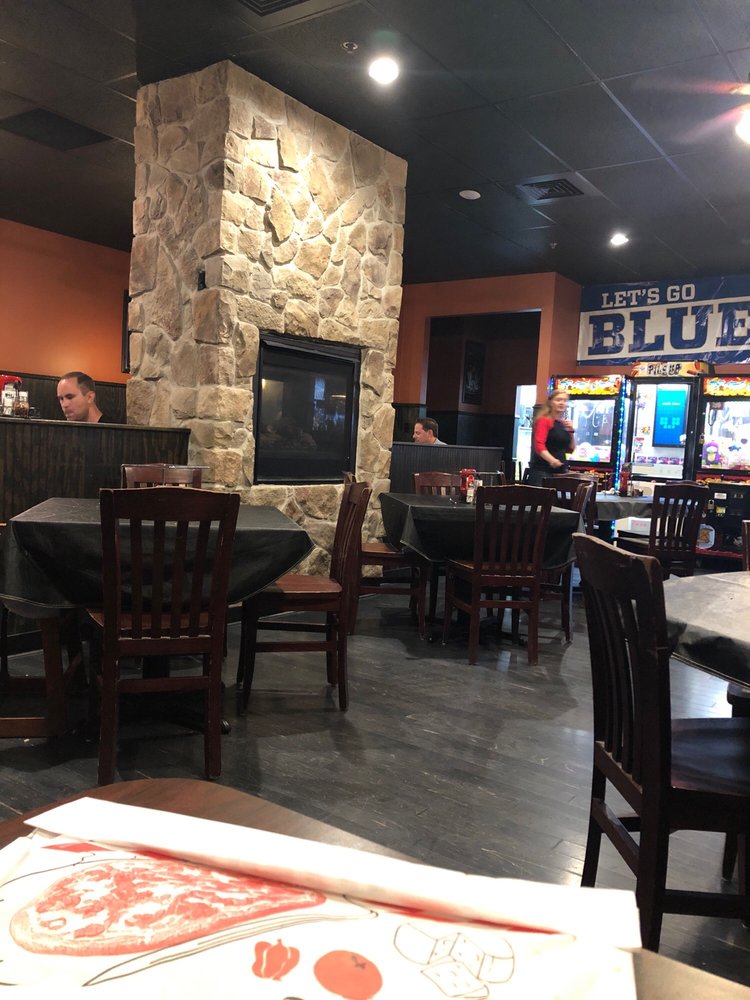 O'Fallon, MO Restaurants Open for Takeout, Curbside Service and/or