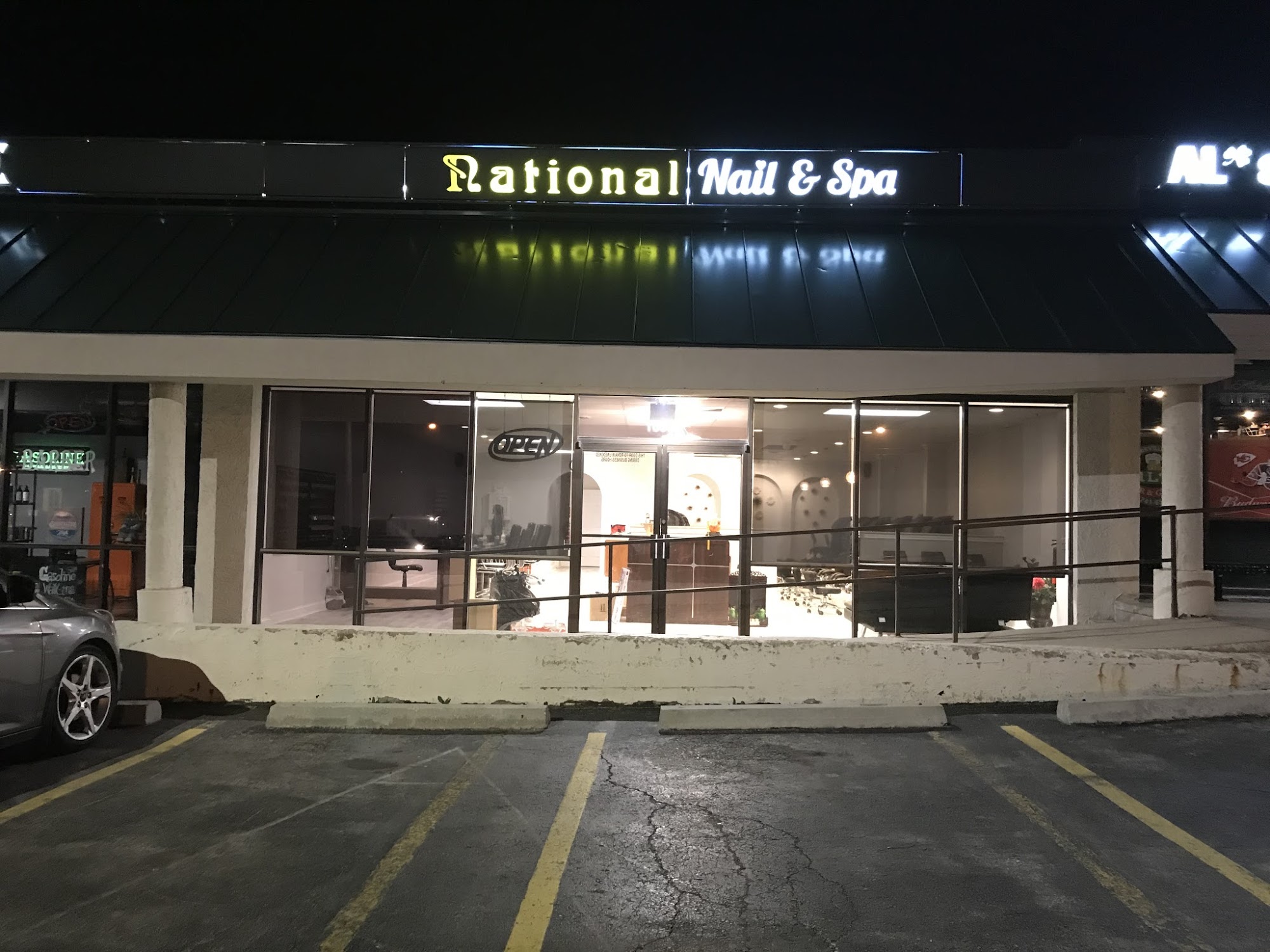 National Nail & Spa