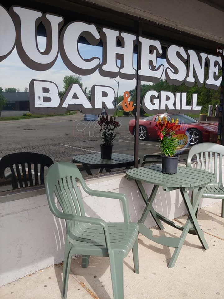 Duchesne Bar & Grill 1001 S Duchesne Dr, St Charles