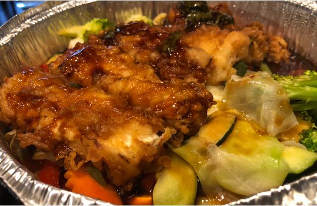 Tong's Thai Restaurant 3454 S Campbell Ave, Springfield