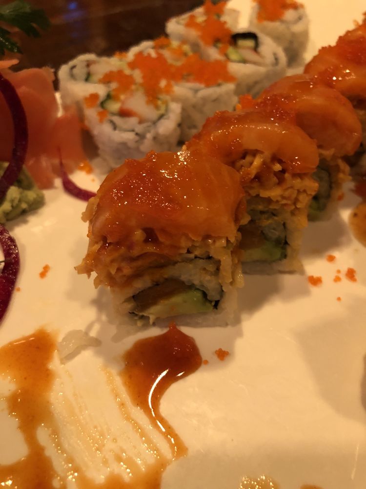 Umi Japanese Restaurant 3046 S Kimbrough Ave #100, Springfield